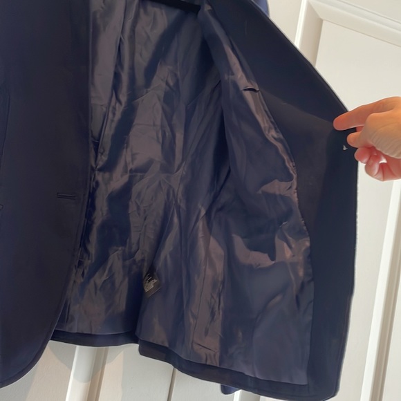 Tahari Arthur S Levine 6 Navy Blazer Like New - Picture 6 of 9